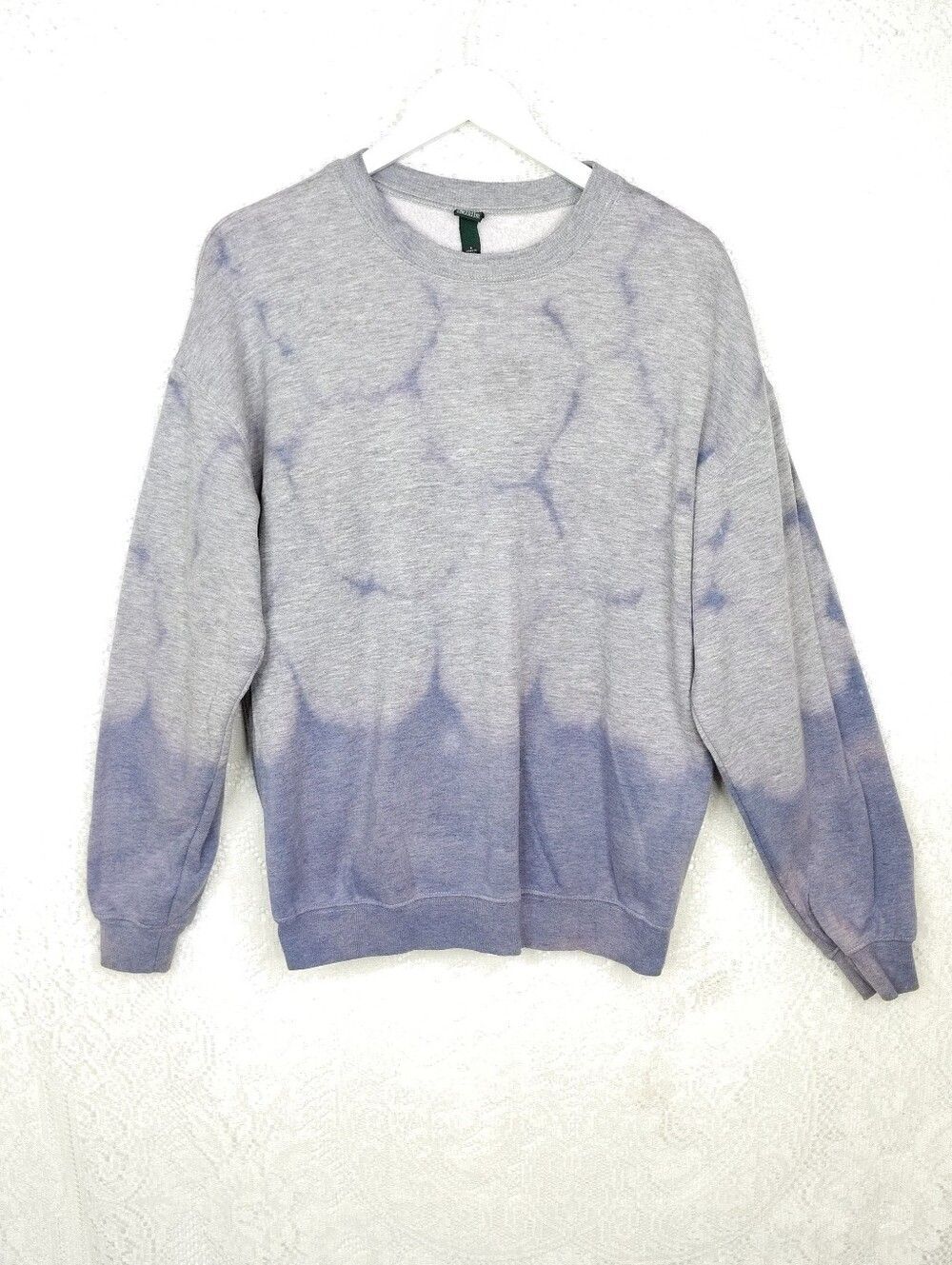 Wild Fable Bleach Tie Dye Sweatshirt Oversized Purple and Gray Size Small - Picture 11 of 11